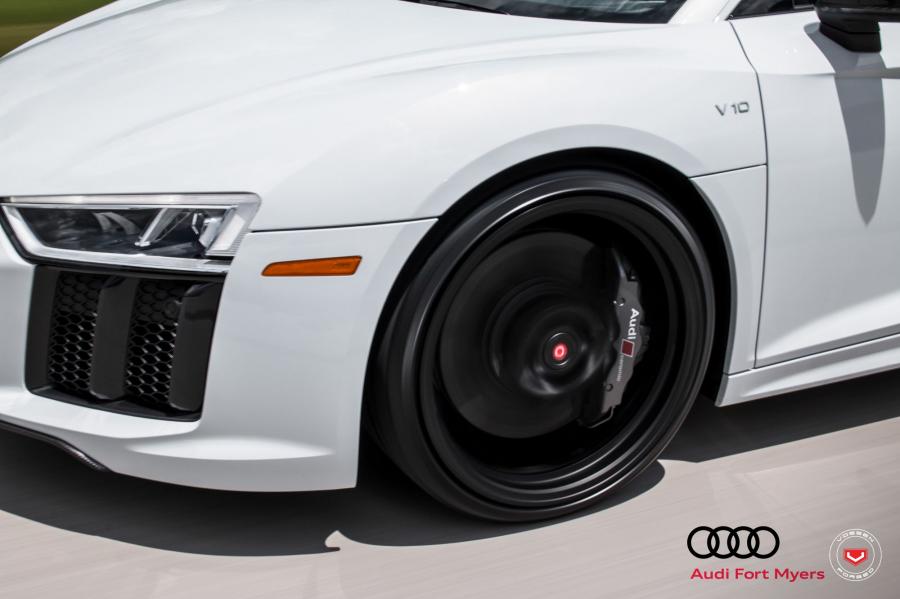 Колеса Audi R8 V10 on Vossen Wheels (HC-1) 2017 года  (фото 12 из 20)